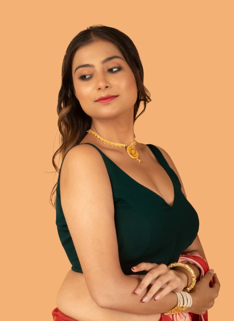 Bottle Green Georgette Sleeveless Blouse - Image 4